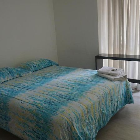 1410 Habitacion En Lujoso Departamento - Atelier 基多 外观 照片
