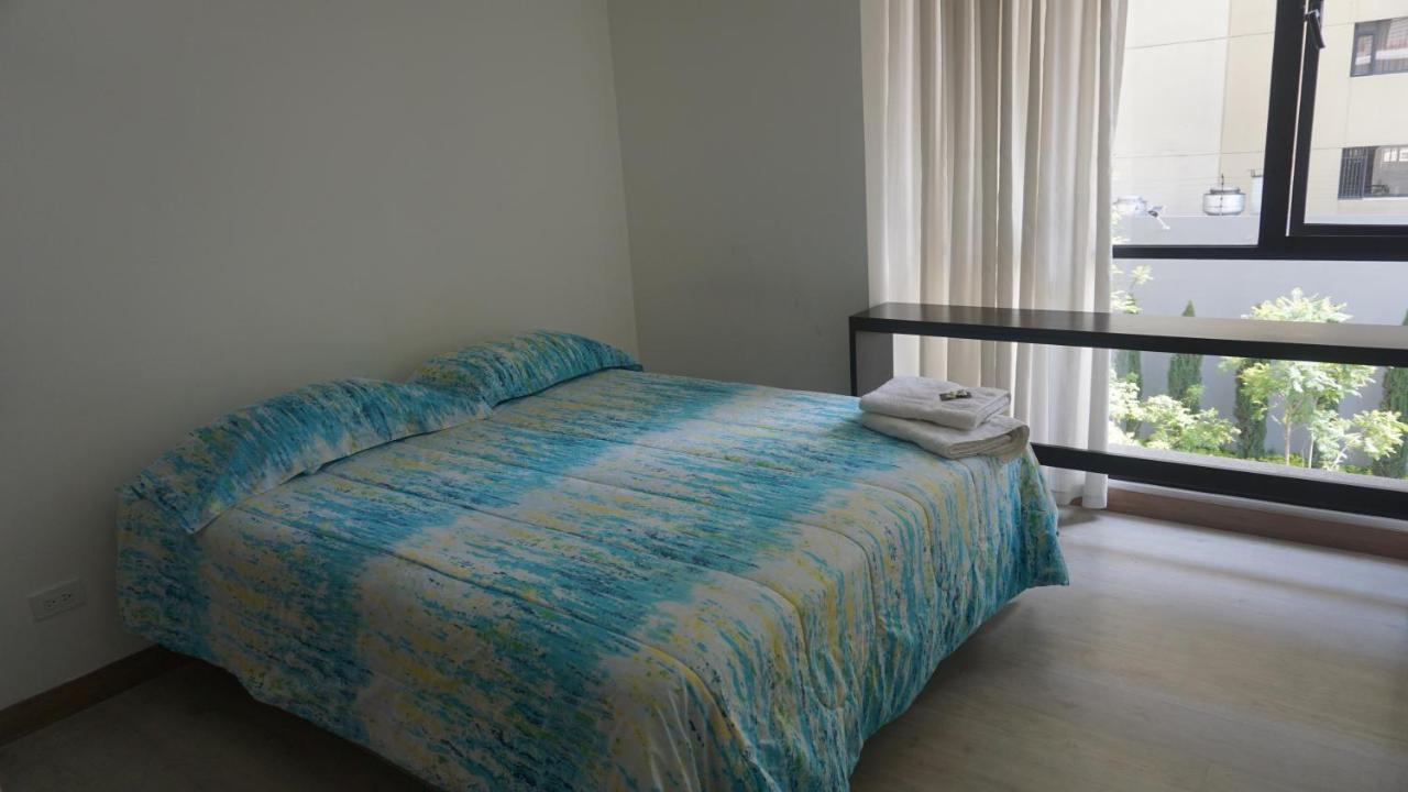 1410 Habitacion En Lujoso Departamento - Atelier 基多 外观 照片